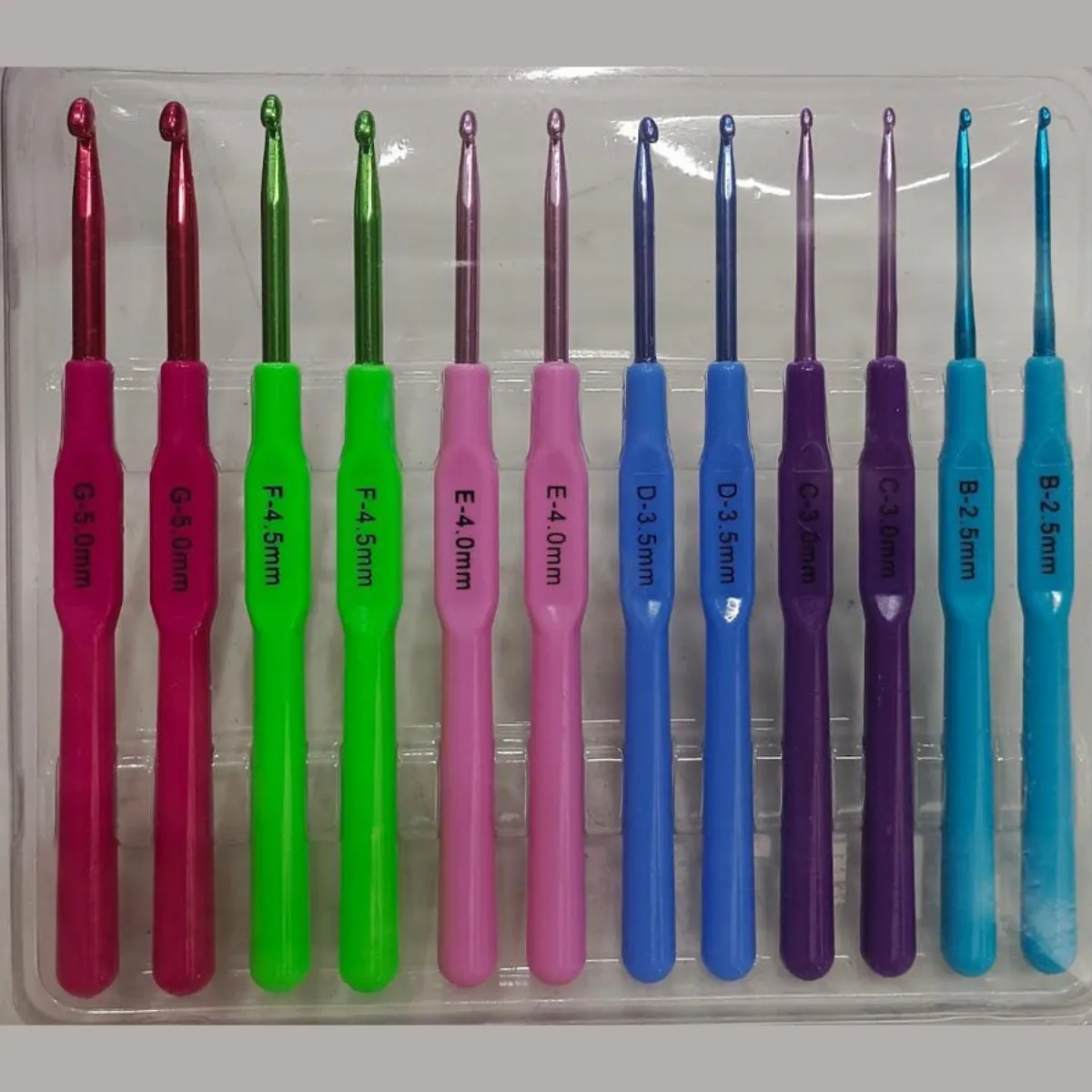 Plastic Handle Crochet Hook Set (2 Pcs Pack)