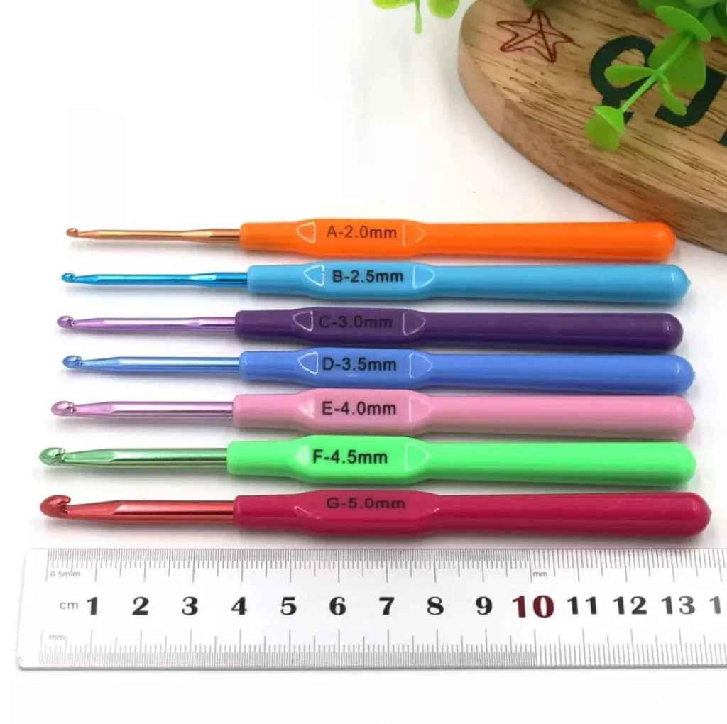 Plastic Handle Crochet Hook Set (2 Pcs Pack) - Image 3